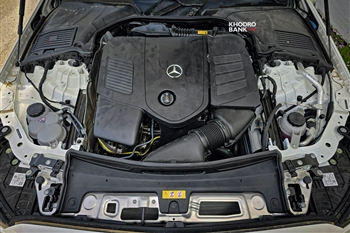عکس موتور بنز C200L